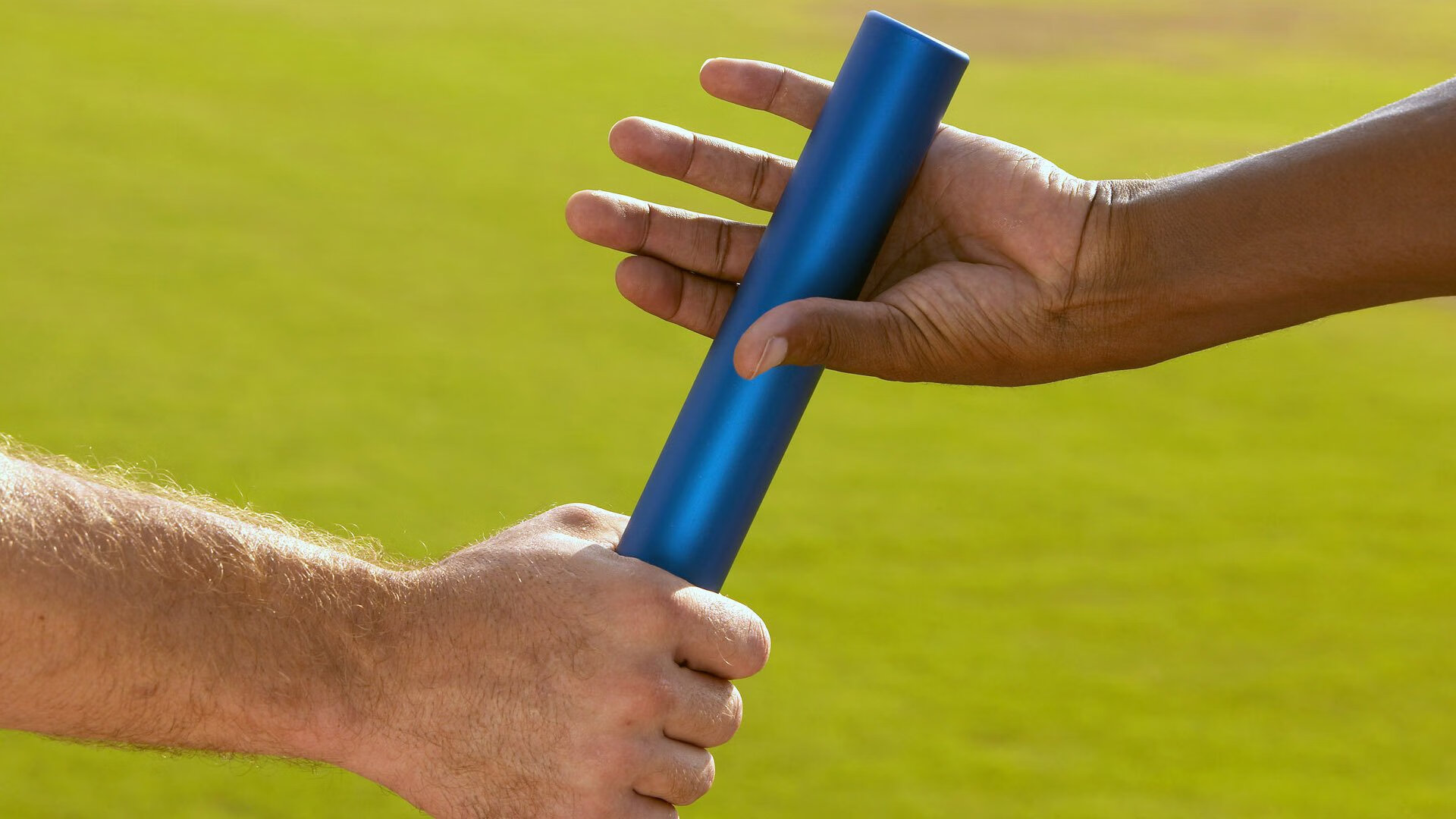 国际游泳赛事中国选手刷新多项纪录，游泳国际大赛